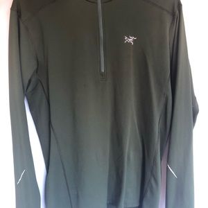 ARC’TERYX Top